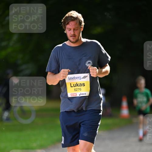 25.08.2024 - 20. Blankeneser Heldenlauf Dr. Thomas Lammeyer http://msf.ph/oto/6808078 25.08.2024 10:19:55 Laufen 6276 meine-sportfotos.de