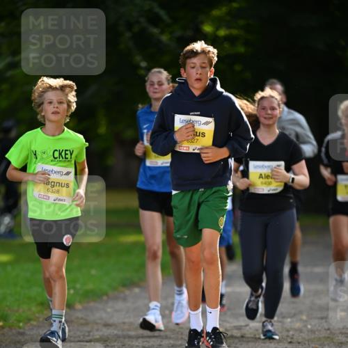 25.08.2024 - 20. Blankeneser Heldenlauf Dr. Thomas Lammeyer http://msf.ph/oto/6808114 25.08.2024 10:20:06 Laufen 2019, 6328, 0327, 6400 meine-sportfotos.de