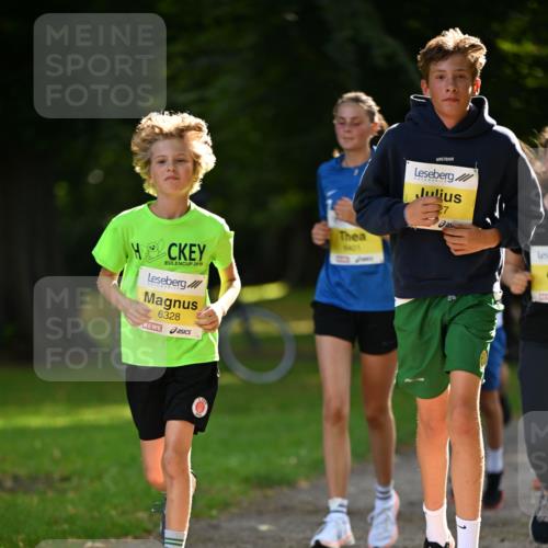25.08.2024 - 20. Blankeneser Heldenlauf Dr. Thomas Lammeyer http://msf.ph/oto/6808117 25.08.2024 10:20:07 Laufen 2019, 6328, 6401 meine-sportfotos.de