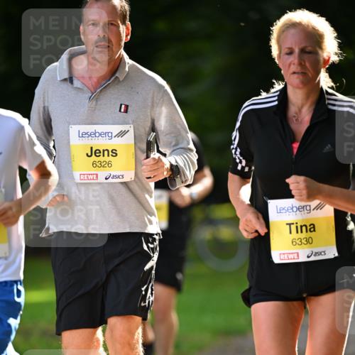 25.08.2024 - 20. Blankeneser Heldenlauf Dr. Thomas Lammeyer http://msf.ph/oto/6808139 25.08.2024 10:20:11 Laufen 6326, 6330 meine-sportfotos.de