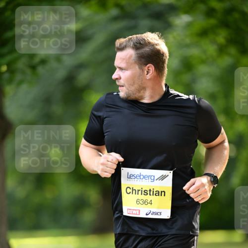 25.08.2024 - 20. Blankeneser Heldenlauf Dr. Thomas Lammeyer http://msf.ph/oto/6808146 25.08.2024 10:20:14 Laufen 6364 meine-sportfotos.de