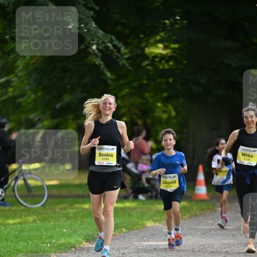 25.08.2024 - 20. Blankeneser Heldenlauf Dr. Thomas Lammeyer http://msf.ph/oto/6808219 25.08.2024 10:20:39 Laufen 6290, 6139, 6138 meine-sportfotos.de