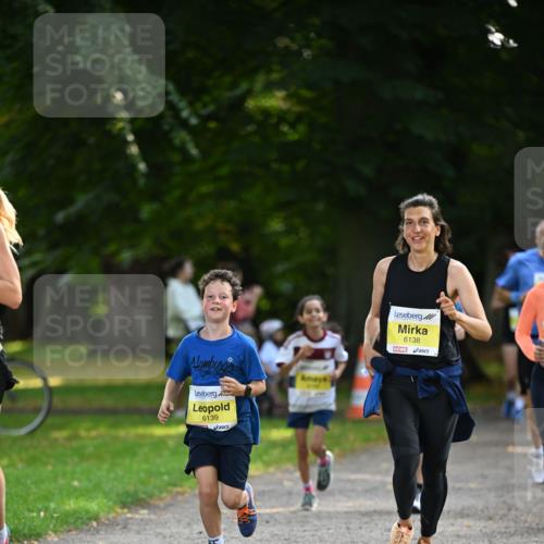 25.08.2024 - 20. Blankeneser Heldenlauf Dr. Thomas Lammeyer http://msf.ph/oto/6808229 25.08.2024 10:20:41 Laufen 6139, 6138 meine-sportfotos.de