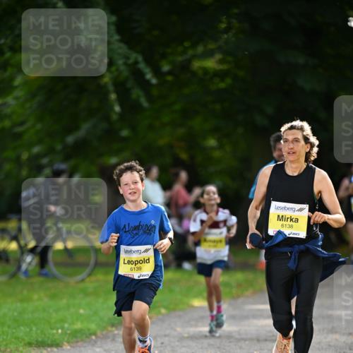 25.08.2024 - 20. Blankeneser Heldenlauf Dr. Thomas Lammeyer http://msf.ph/oto/6808234 25.08.2024 10:20:41 Laufen 6139, 6138 meine-sportfotos.de