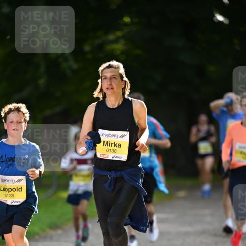 25.08.2024 - 20. Blankeneser Heldenlauf Dr. Thomas Lammeyer http://msf.ph/oto/6808241 25.08.2024 10:20:42 Laufen 6139, 6138 meine-sportfotos.de