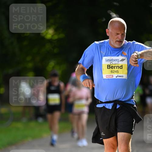25.08.2024 - 20. Blankeneser Heldenlauf Dr. Thomas Lammeyer http://msf.ph/oto/6808274 25.08.2024 10:20:48 Laufen 6245 meine-sportfotos.de