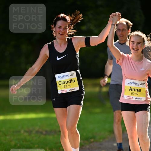 25.08.2024 - 20. Blankeneser Heldenlauf Dr. Thomas Lammeyer http://msf.ph/oto/6808292 25.08.2024 10:20:54 Laufen 6274, 6275 meine-sportfotos.de