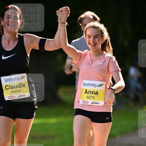 25.08.2024 - 20. Blankeneser Heldenlauf Dr. Thomas Lammeyer http://msf.ph/oto/6808300 25.08.2024 10:20:55 Laufen 6274, 6275 meine-sportfotos.de