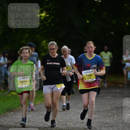 25.08.2024 - 20. Blankeneser Heldenlauf Dr. Thomas Lammeyer http://msf.ph/oto/6808310 25.08.2024 10:20:57 Laufen 6100, 6098, 6099, 18 meine-sportfotos.de