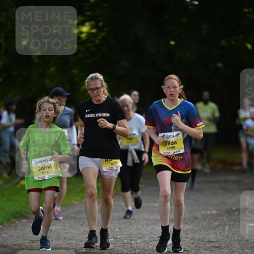 25.08.2024 - 20. Blankeneser Heldenlauf Dr. Thomas Lammeyer http://msf.ph/oto/6808311 25.08.2024 10:20:57 Laufen 6100, 6098, 6099 meine-sportfotos.de