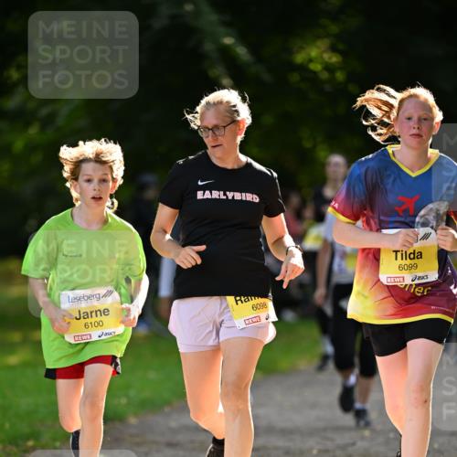 25.08.2024 - 20. Blankeneser Heldenlauf Dr. Thomas Lammeyer http://msf.ph/oto/6808317 25.08.2024 10:20:59 Laufen 6100, 6098, 6099, 41 meine-sportfotos.de