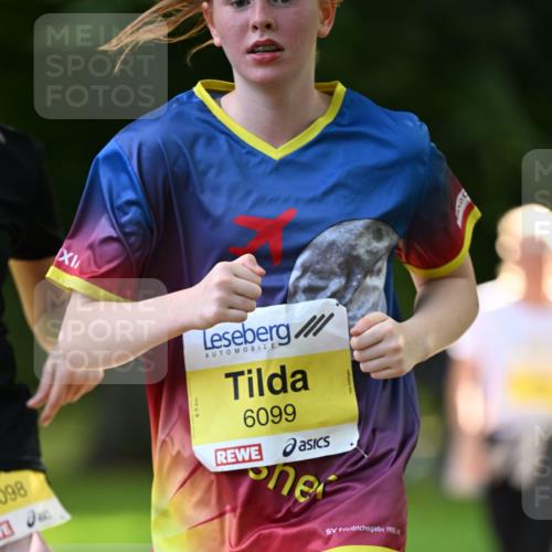 25.08.2024 - 20. Blankeneser Heldenlauf Dr. Thomas Lammeyer http://msf.ph/oto/6808330 25.08.2024 10:21:02 Laufen 098, 6, 5, 6099, 1955 meine-sportfotos.de