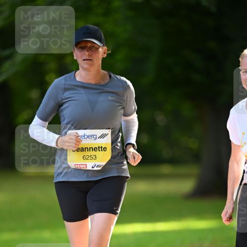 25.08.2024 - 20. Blankeneser Heldenlauf Dr. Thomas Lammeyer http://msf.ph/oto/6808334 25.08.2024 10:21:04 Laufen 6253 meine-sportfotos.de