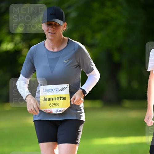 25.08.2024 - 20. Blankeneser Heldenlauf Dr. Thomas Lammeyer http://msf.ph/oto/6808338 25.08.2024 10:21:05 Laufen 6253 meine-sportfotos.de