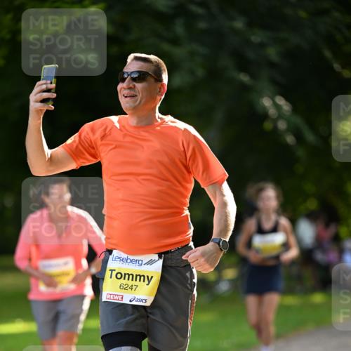 25.08.2024 - 20. Blankeneser Heldenlauf Dr. Thomas Lammeyer http://msf.ph/oto/6808386 25.08.2024 10:21:16 Laufen 6247 meine-sportfotos.de