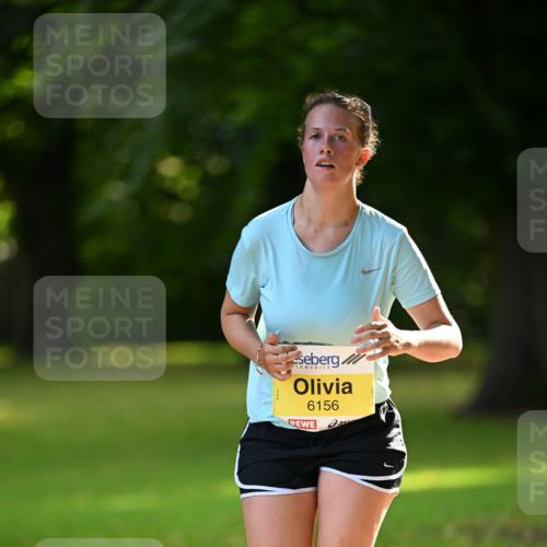 25.08.2024 - 20. Blankeneser Heldenlauf Dr. Thomas Lammeyer http://msf.ph/oto/6808466 25.08.2024 10:21:36 Laufen 6156 meine-sportfotos.de