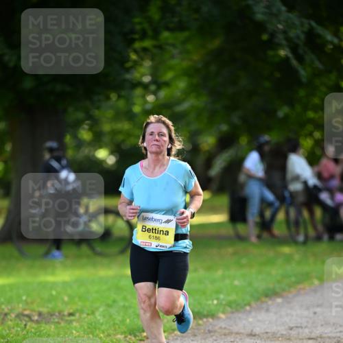 25.08.2024 - 20. Blankeneser Heldenlauf Dr. Thomas Lammeyer http://msf.ph/oto/6808469 25.08.2024 10:21:39 Laufen 6186 meine-sportfotos.de