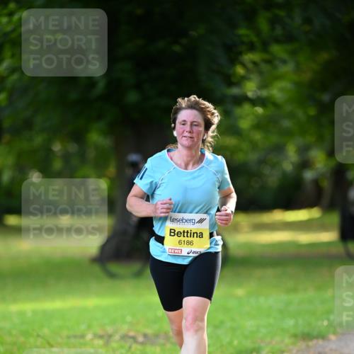 25.08.2024 - 20. Blankeneser Heldenlauf Dr. Thomas Lammeyer http://msf.ph/oto/6808476 25.08.2024 10:21:40 Laufen 6186 meine-sportfotos.de