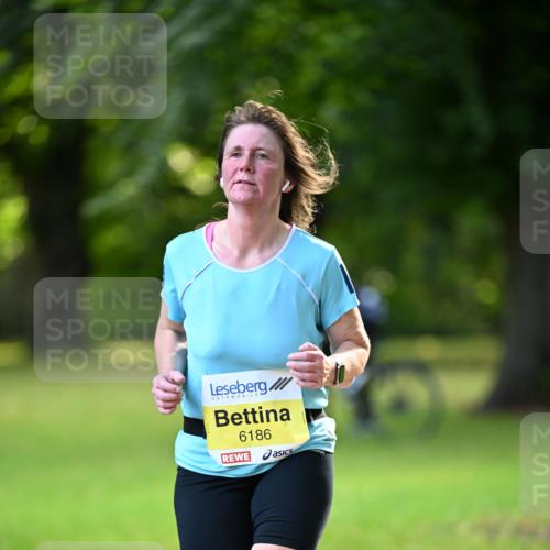 25.08.2024 - 20. Blankeneser Heldenlauf Dr. Thomas Lammeyer http://msf.ph/oto/6808488 25.08.2024 10:21:41 Laufen 6186 meine-sportfotos.de