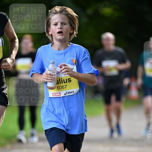 25.08.2024 - 20. Blankeneser Heldenlauf Dr. Thomas Lammeyer http://msf.ph/oto/6808516 25.08.2024 10:21:47 Laufen 6067 meine-sportfotos.de
