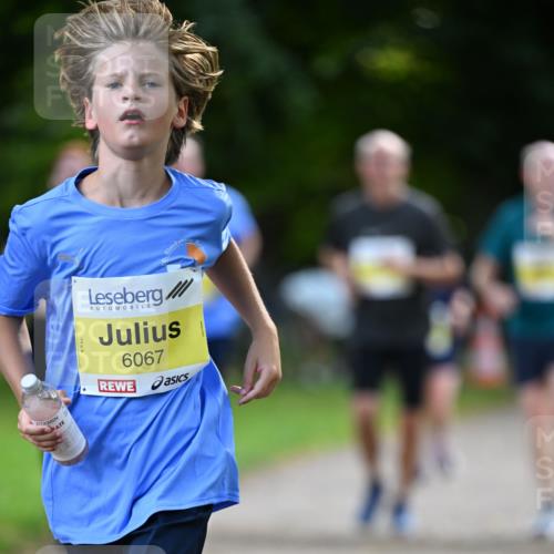 25.08.2024 - 20. Blankeneser Heldenlauf Dr. Thomas Lammeyer http://msf.ph/oto/6808519 25.08.2024 10:21:48 Laufen 6067 meine-sportfotos.de