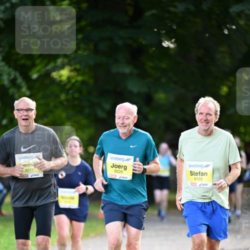 25.08.2024 - 20. Blankeneser Heldenlauf Dr. Thomas Lammeyer http://msf.ph/oto/6808523 25.08.2024 10:21:49 Laufen 6011, 6226, 6103 meine-sportfotos.de