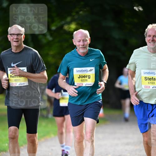 25.08.2024 - 20. Blankeneser Heldenlauf Dr. Thomas Lammeyer http://msf.ph/oto/6808528 25.08.2024 10:21:50 Laufen 6011, 6226, 6103 meine-sportfotos.de