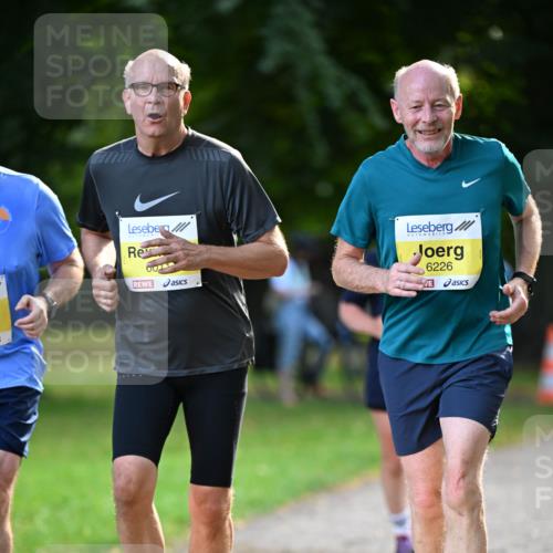 25.08.2024 - 20. Blankeneser Heldenlauf Dr. Thomas Lammeyer http://msf.ph/oto/6808532 25.08.2024 10:21:51 Laufen 6226 meine-sportfotos.de