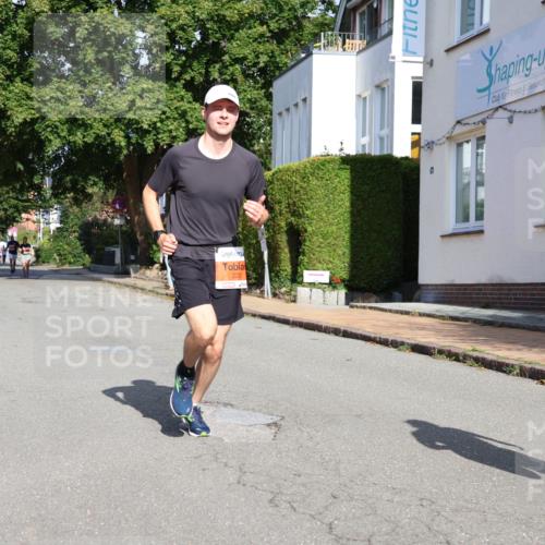 25.08.2024 - 20. Blankeneser Heldenlauf Strokosch-Dieckow http://msf.ph/oto/6815628 25.08.2024 09:42:38 Ziel 142, 191, 193, 222 meine-sportfotos.de