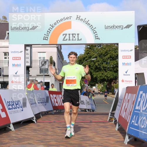 25.08.2024 - 20. Blankeneser Heldenlauf Strokosch-Dieckow http://msf.ph/oto/6815759 25.08.2024 09:37:02 Ziel 285 meine-sportfotos.de