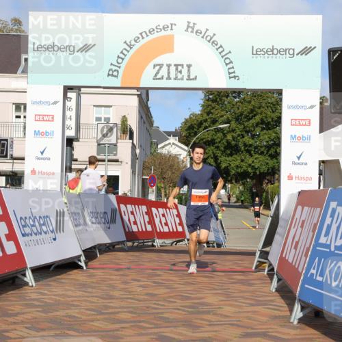 25.08.2024 - 20. Blankeneser Heldenlauf Strokosch-Dieckow http://msf.ph/oto/6815780 25.08.2024 09:37:11 Ziel 256 meine-sportfotos.de