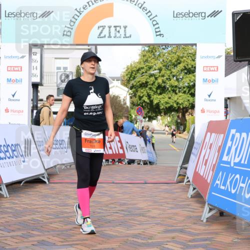 25.08.2024 - 20. Blankeneser Heldenlauf Strokosch-Dieckow http://msf.ph/oto/6816103 25.08.2024 10:01:15 Ziel 109, 172 meine-sportfotos.de