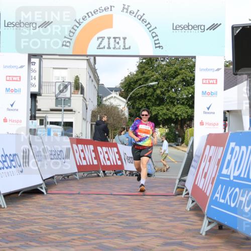 25.08.2024 - 20. Blankeneser Heldenlauf Strokosch-Dieckow http://msf.ph/oto/6816259 25.08.2024 10:01:42 Ziel 290 meine-sportfotos.de