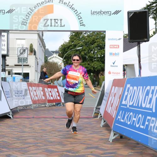 25.08.2024 - 20. Blankeneser Heldenlauf Strokosch-Dieckow http://msf.ph/oto/6816320 25.08.2024 10:01:44 Ziel 290 meine-sportfotos.de