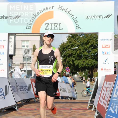 25.08.2024 - 20. Blankeneser Heldenlauf Strokosch-Dieckow http://msf.ph/oto/6816493 25.08.2024 10:09:22 Ziel 6436 meine-sportfotos.de