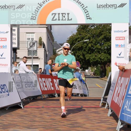 25.08.2024 - 20. Blankeneser Heldenlauf Strokosch-Dieckow http://msf.ph/oto/6816535 25.08.2024 10:10:11 Ziel 6012 meine-sportfotos.de
