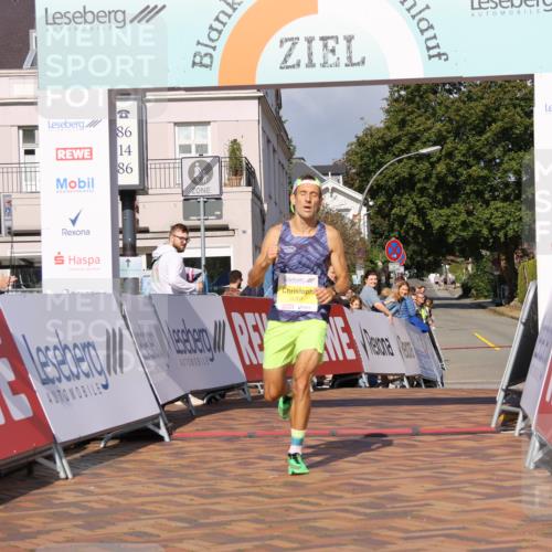 25.08.2024 - 20. Blankeneser Heldenlauf Strokosch-Dieckow http://msf.ph/oto/6816602 25.08.2024 10:10:59 Ziel 6361 meine-sportfotos.de