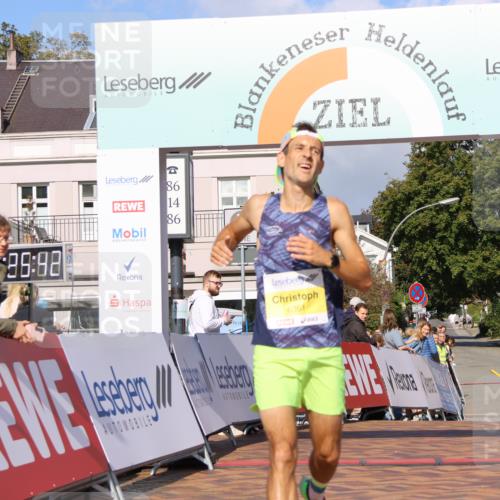 25.08.2024 - 20. Blankeneser Heldenlauf Strokosch-Dieckow http://msf.ph/oto/6816634 25.08.2024 10:11:00 Ziel 6361 meine-sportfotos.de