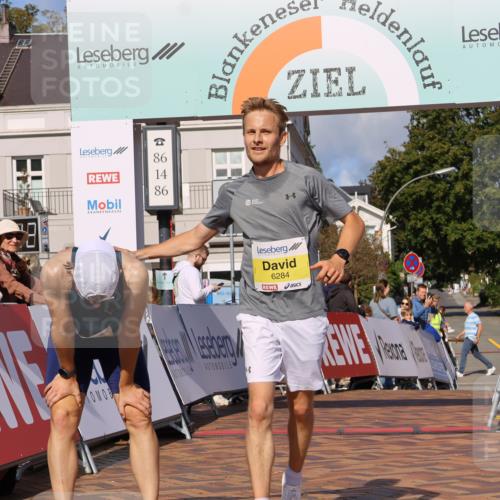 25.08.2024 - 20. Blankeneser Heldenlauf Strokosch-Dieckow http://msf.ph/oto/6816834 25.08.2024 10:12:00 Ziel 6284 meine-sportfotos.de