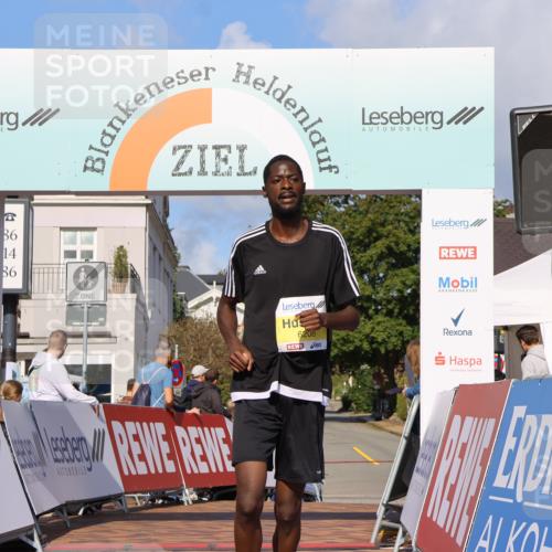 25.08.2024 - 20. Blankeneser Heldenlauf Strokosch-Dieckow http://msf.ph/oto/6816934 25.08.2024 10:13:10 Ziel 6208 meine-sportfotos.de