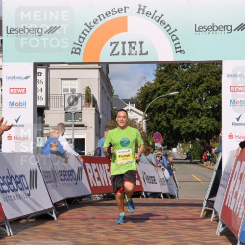 25.08.2024 - 20. Blankeneser Heldenlauf Strokosch-Dieckow http://msf.ph/oto/6816971 25.08.2024 10:13:39 Ziel 6019 meine-sportfotos.de