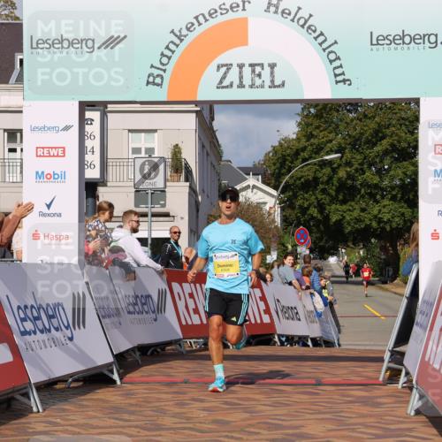 25.08.2024 - 20. Blankeneser Heldenlauf Strokosch-Dieckow http://msf.ph/oto/6817039 25.08.2024 10:14:19 Ziel 6504 meine-sportfotos.de