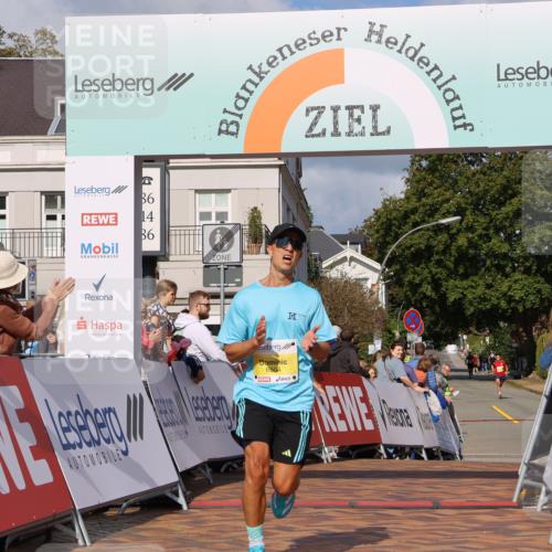 25.08.2024 - 20. Blankeneser Heldenlauf Strokosch-Dieckow http://msf.ph/oto/6817059 25.08.2024 10:14:19 Ziel 6504 meine-sportfotos.de
