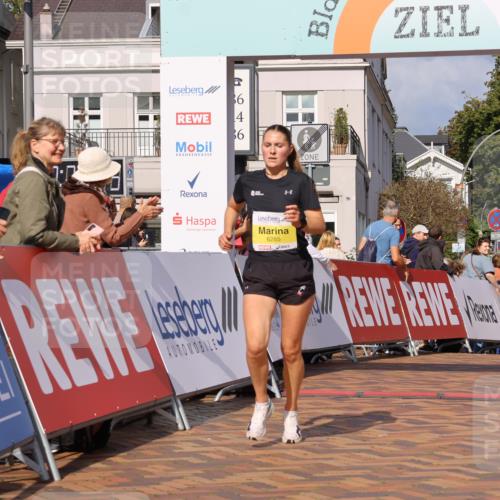 25.08.2024 - 20. Blankeneser Heldenlauf Strokosch-Dieckow http://msf.ph/oto/6817210 25.08.2024 10:14:43 Ziel 6285, 6439 meine-sportfotos.de