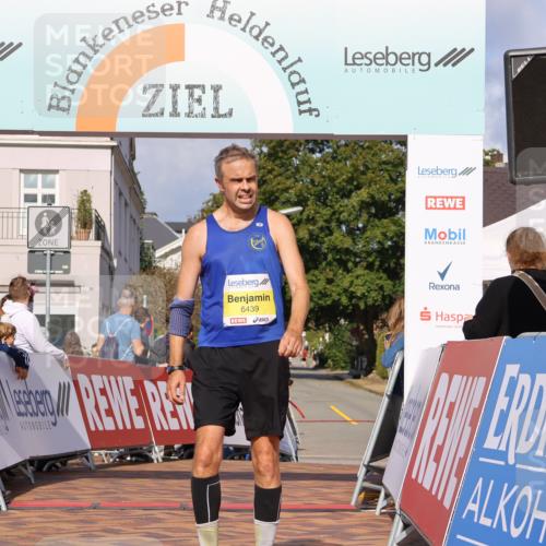 25.08.2024 - 20. Blankeneser Heldenlauf Strokosch-Dieckow http://msf.ph/oto/6817230 25.08.2024 10:14:48 Ziel 6285, 6439 meine-sportfotos.de