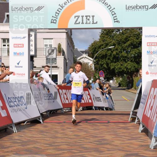 25.08.2024 - 20. Blankeneser Heldenlauf Strokosch-Dieckow http://msf.ph/oto/6817568 25.08.2024 10:16:01 Ziel 6442 meine-sportfotos.de