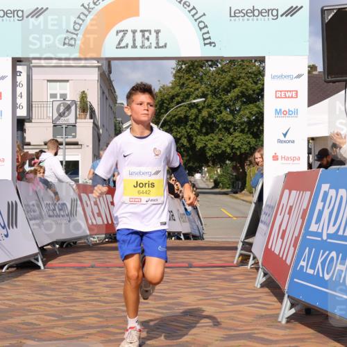 25.08.2024 - 20. Blankeneser Heldenlauf Strokosch-Dieckow http://msf.ph/oto/6817620 25.08.2024 10:16:02 Ziel 6442 meine-sportfotos.de