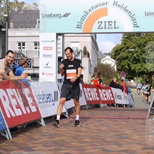 25.08.2024 - 20. Blankeneser Heldenlauf Strokosch-Dieckow http://msf.ph/oto/6817736 25.08.2024 09:42:13 Ziel 115, 124, 134 meine-sportfotos.de