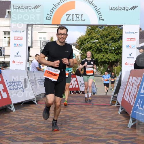 25.08.2024 - 20. Blankeneser Heldenlauf Strokosch-Dieckow http://msf.ph/oto/6817787 25.08.2024 09:42:21 Ziel 130, 167, 175, 223 meine-sportfotos.de