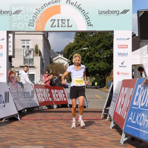 25.08.2024 - 20. Blankeneser Heldenlauf Strokosch-Dieckow http://msf.ph/oto/6817923 25.08.2024 10:17:25 Ziel 6273, 6457, 6459 meine-sportfotos.de